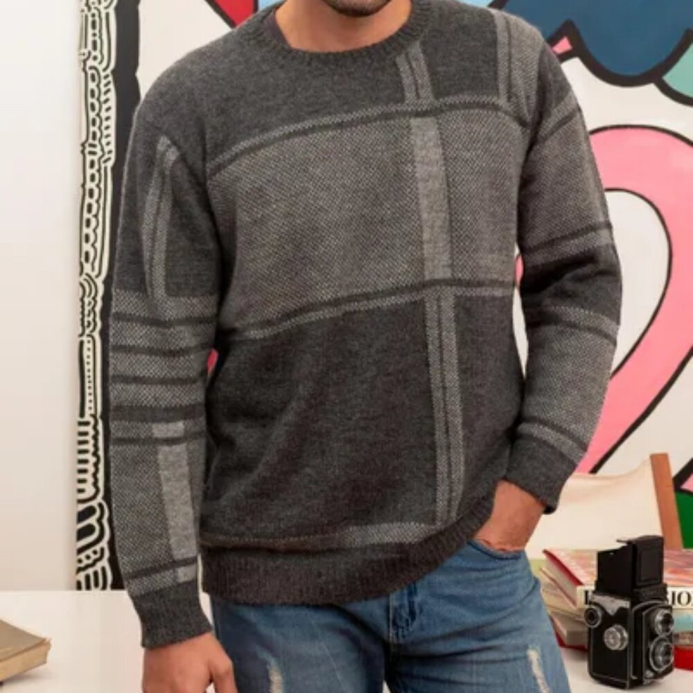 Novica 'Modern Tartan' Alpaca‎ Pullover Sweater in Tones of Grey